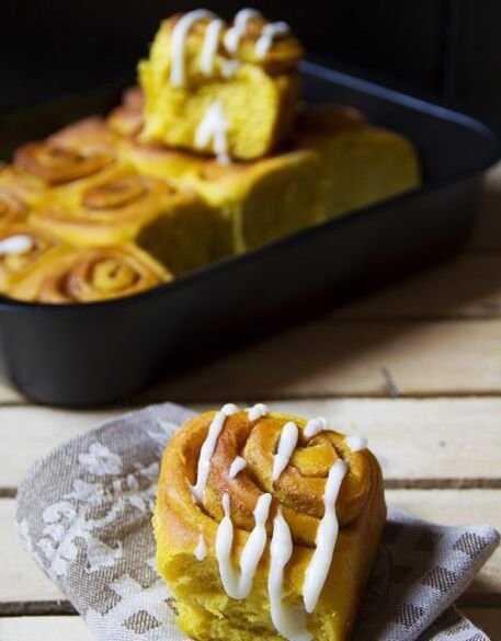 pumpkin cinnamon rolls