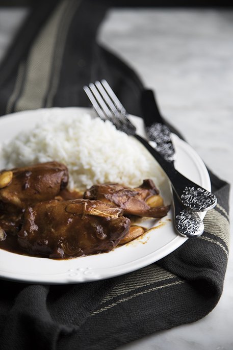 Pollo con le mandorle a lenta cottura