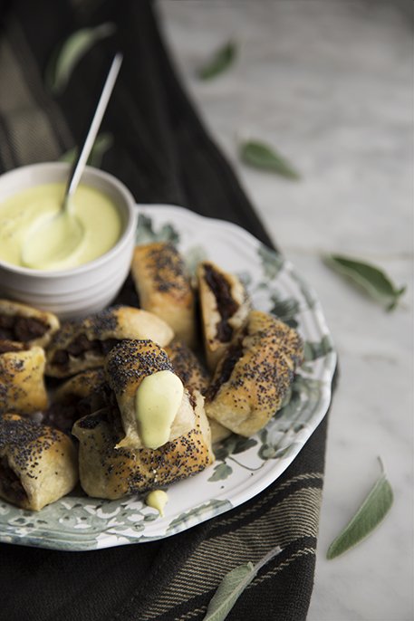 Involtini di salsiccia al Porto