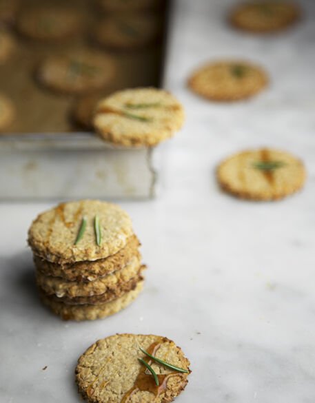 Biscotti salati allo Stilton e miele_04