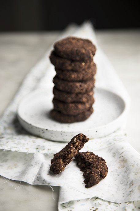 Biscotti morbidi al cacao (senza uova, lattosio e zucchero)_02