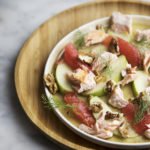 Insalata di salmone con mele e pompelmo_02 Insalata di salmone con mele e pompelmo
