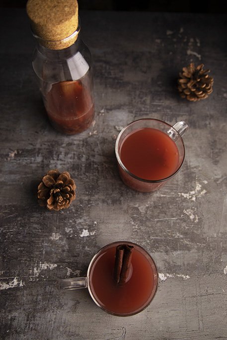 Succo di mela caldo speziato (analcolico)