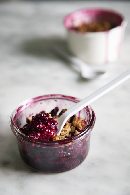 Crumble senza glutine ai frutti di bosco